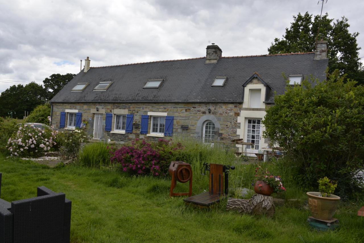 Couloumine Breizh Bed and Breakfast Saint-Aignan  Exterior foto